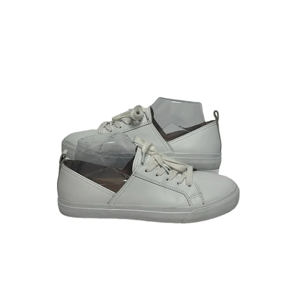 Lucky Brand Women's Dansbey Lace-Up white Sneakers size 9